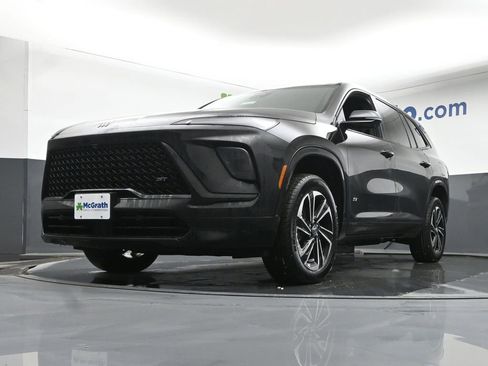 New 2026 Buick Enclave Sport Touring image 7