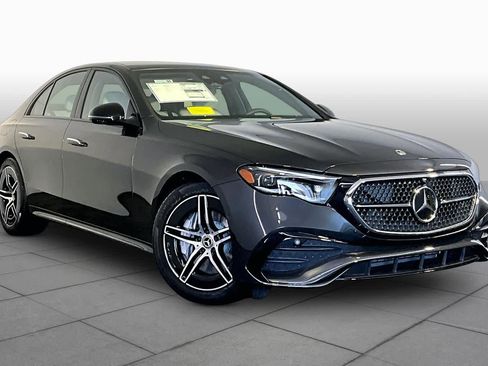 New 2026 Mercedes-Benz E 450 4MATIC Sedan image 19