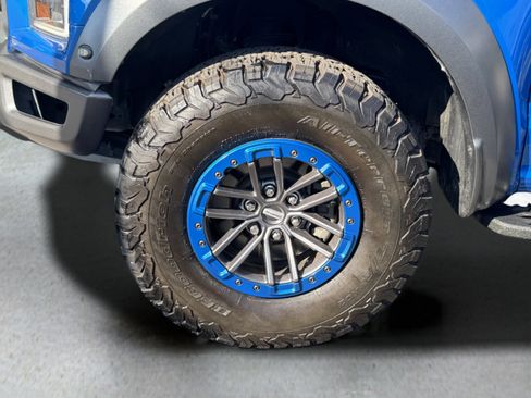 Used 2019 Ford F150 Raptor w/ Equipment Group 802A Luxury image 12