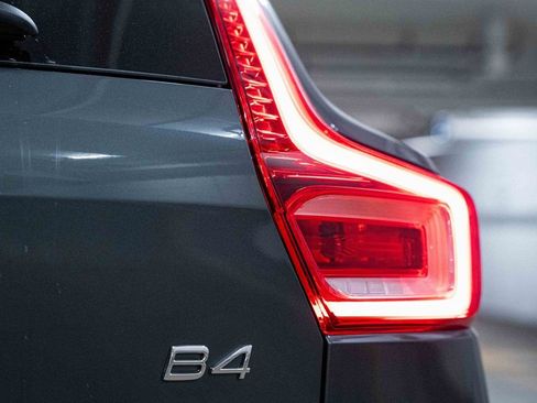 New 2026 Volvo XC40 B4 Plus w/ Protection Package Premier image 6