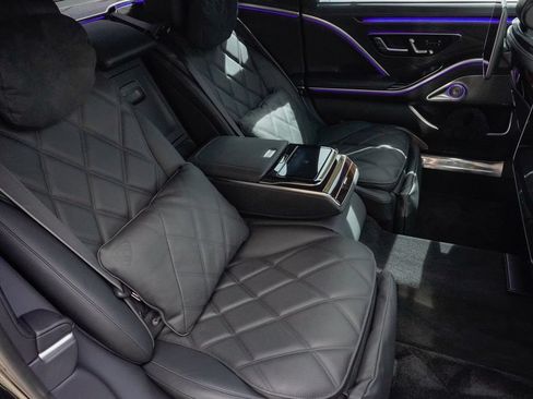Used 2025 Mercedes-Benz Maybach S 680 4MATIC image 27