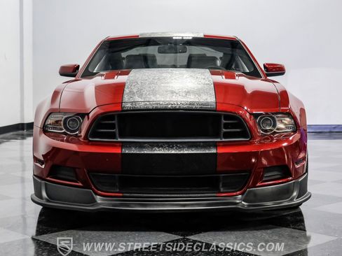Used 2014 Ford Mustang GT Premium image 18
