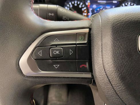 Used 2023 Jeep Compass Trailhawk image 20