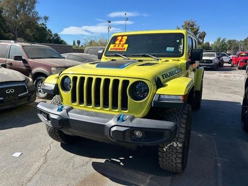 Used 2023 Jeep Wrangler Unlimited Rubicon 4xe AWD/4WD image 11