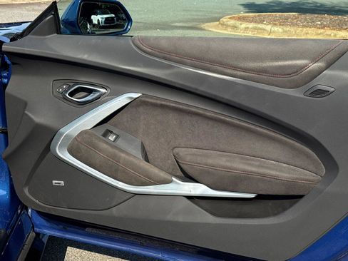 Used 2023 Chevrolet Camaro ZL1 RWD image 38