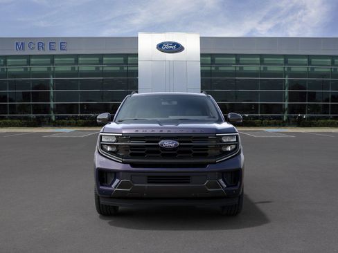 New 2027 Ford Expedition Max Platinum AWD/4WD image 3