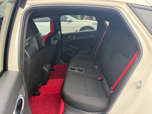 Used 2024 Honda Civic Type R image 13