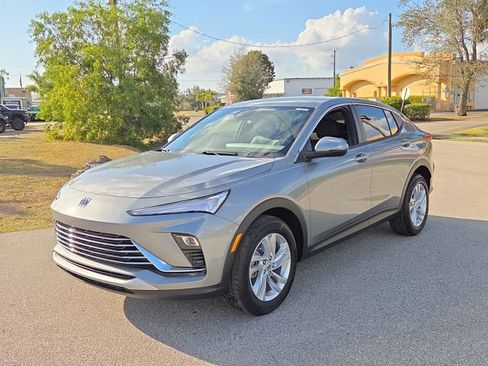 New 2026 Buick Envista Preferred image 2