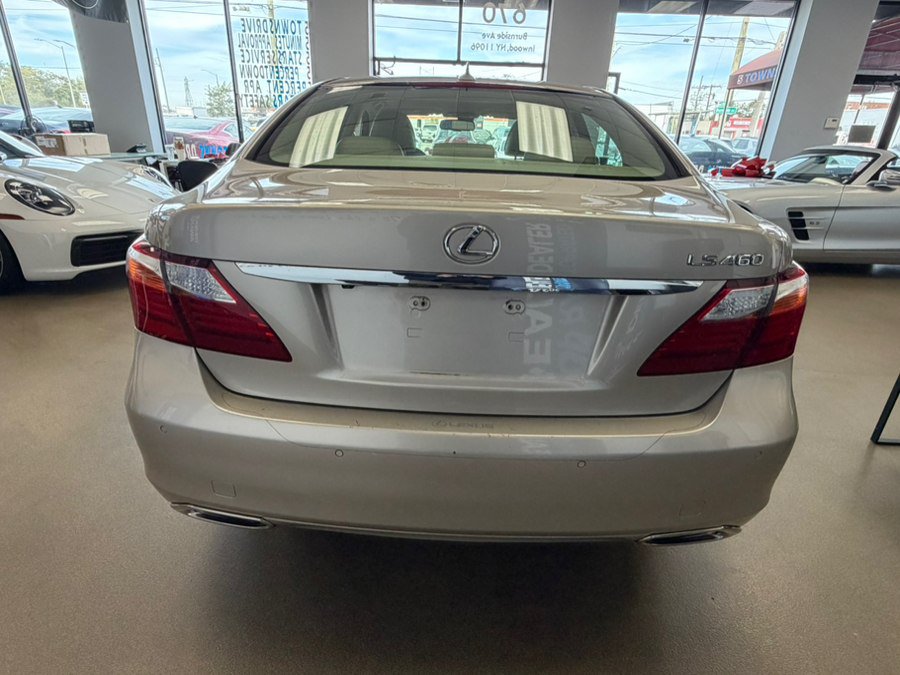 Used 2011 Lexus LS 460 w/ Comfort Pkg RWD image 12