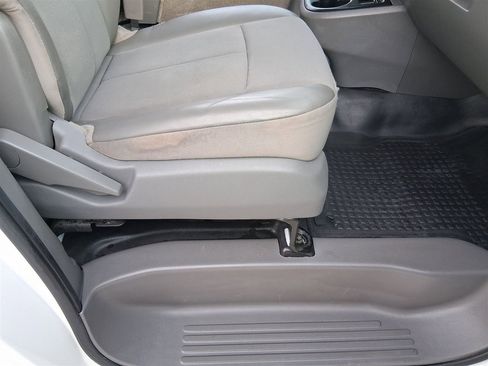 Used 2019 Nissan NV 1500 S image 24