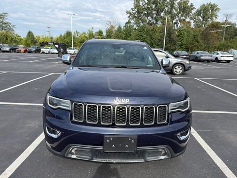 Used 2018 Jeep Grand Cherokee Limited w/ Luxury Group II AWD/4WD image 9