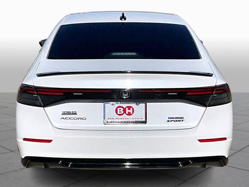 Used 2024 Honda Accord Sport image 4
