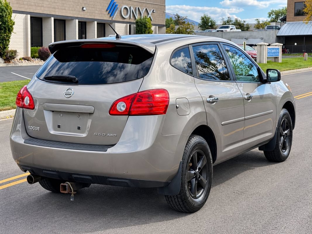 Used 2010 Nissan Rogue S w/ 360 Degree Value Pkg AWD/4WD image 5