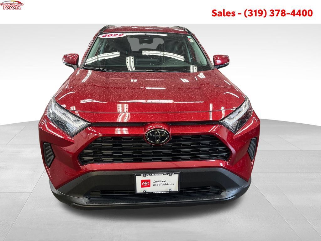 Certified 2022 Toyota RAV4 XLE w/ XLE Grade Weather Package AWD/4WD image 12