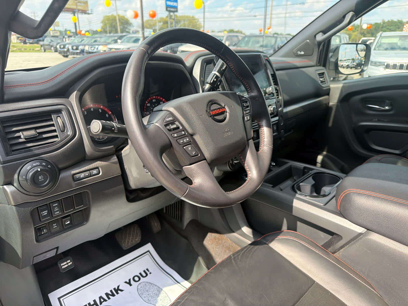 Used 2021 Nissan Titan PRO-4X w/ Pro-4x Convenience Package AWD/4WD image 14