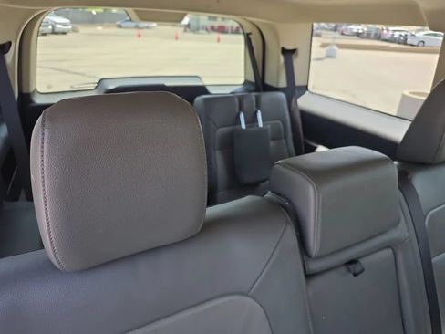 Used 2017 Ford Flex SEL w/ Equipment Group 202A FWD image 19