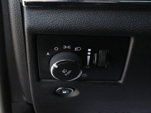 Used 2019 Jeep Grand Cherokee Trailhawk image 18