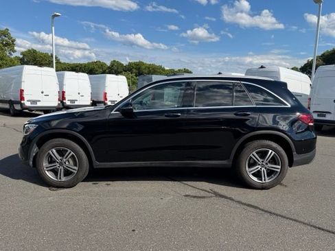 Used 2022 Mercedes-Benz GLC 300 4MATIC image 4