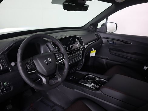 New 2026 Honda Ridgeline Black Edition image 15