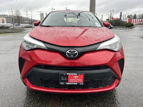 Certified 2020 Toyota C-HR LE image 2