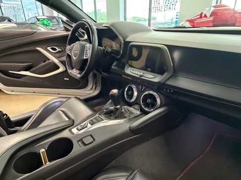 Used 2018 Chevrolet Camaro SS w/ Redline Edition RWD image 36