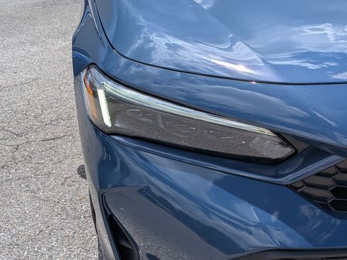 Used 2025 Honda Civic Sport Touring image 10