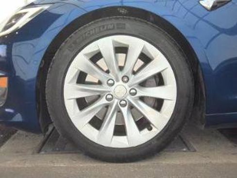 Used 2017 Tesla Model S 75 image 27