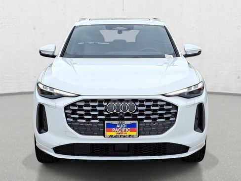 New 2026 Audi Q5 Premium Plus AWD/4WD image 2