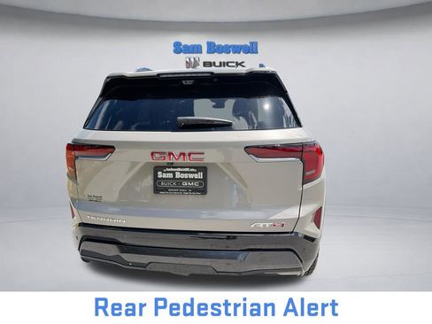New 2026 GMC Terrain AT4 w/ Technology Package II AWD/4WD image 9
