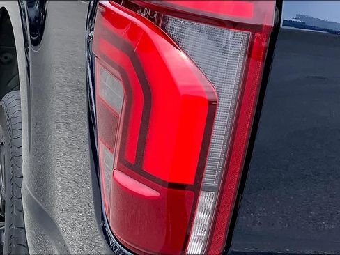 Certified 2025 Ford F150 Platinum AWD/4WD image 28