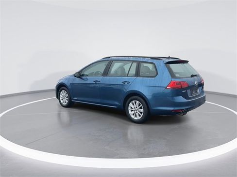 Used 2016 Volkswagen Golf S image 6