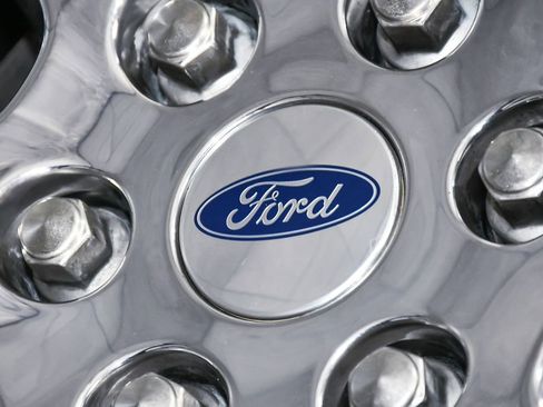 Used 2023 Ford F150 Lariat w/ Equipment Group 502A High AWD/4WD image 88