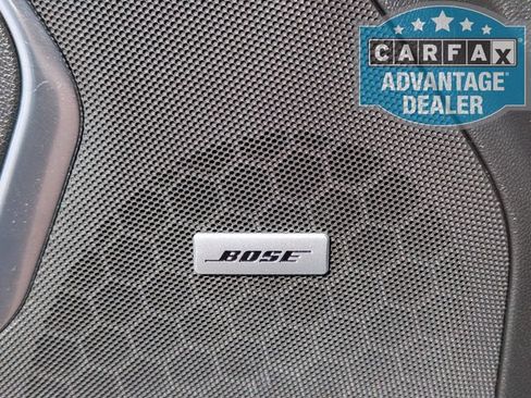 Used 2024 Chevrolet Tahoe Premier AWD/4WD image 16