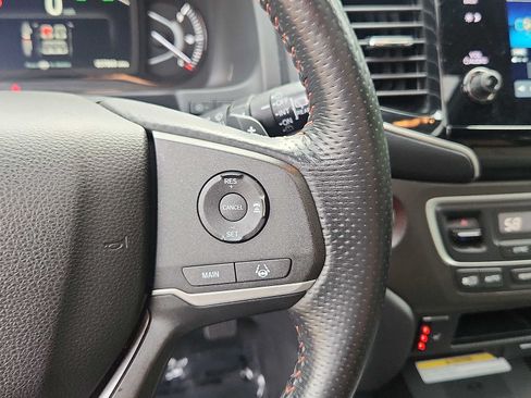 Certified 2023 Honda Passport TrailSport image 21