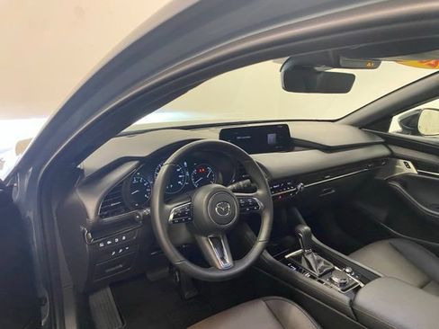 Certified 2025 MAZDA MAZDA3 Hatchback w/ Appearance Package AWD/4WD image 7