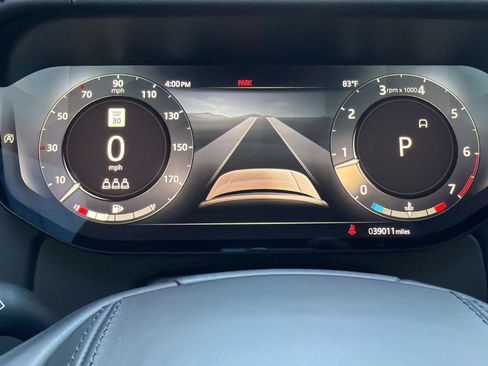 Used 2023 Land Rover Range Rover SE AWD/4WD image 18