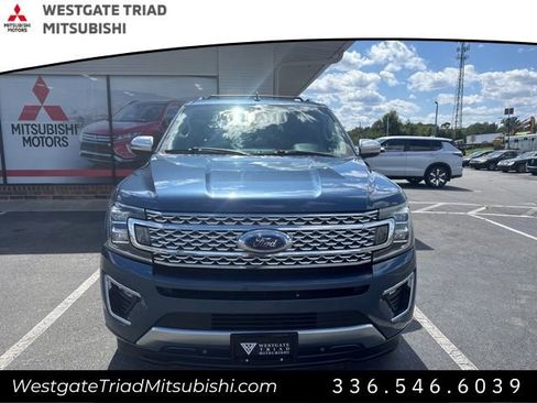 Used 2019 Ford Expedition Platinum image 2