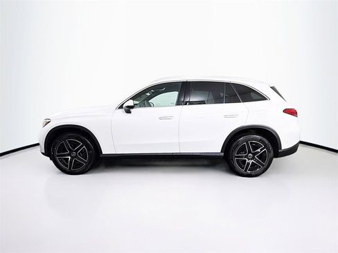 New 2026 Mercedes-Benz GLC 300 4MATIC image 4