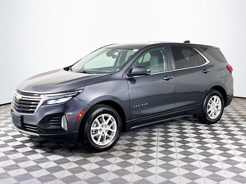 Used 2023 Chevrolet Equinox LT w/ LPO, Floor Liner Package FWD image 4
