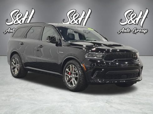 Used 2024 Dodge Durango R/T w/ Tow 'N Go Package AWD/4WD image 2
