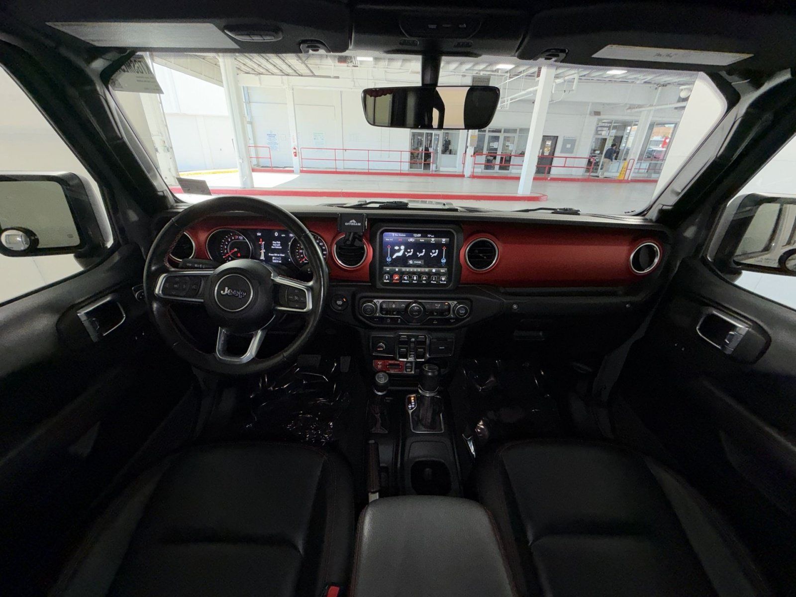 Used 2021 Jeep Gladiator Rubicon AWD/4WD image 23