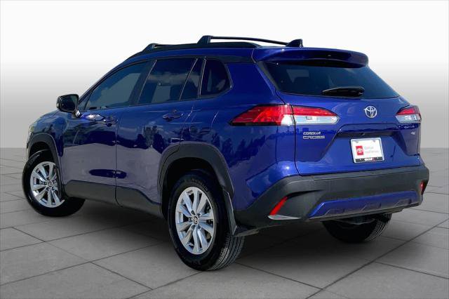Certified 2025 Toyota Corolla Cross LE FWD image 12