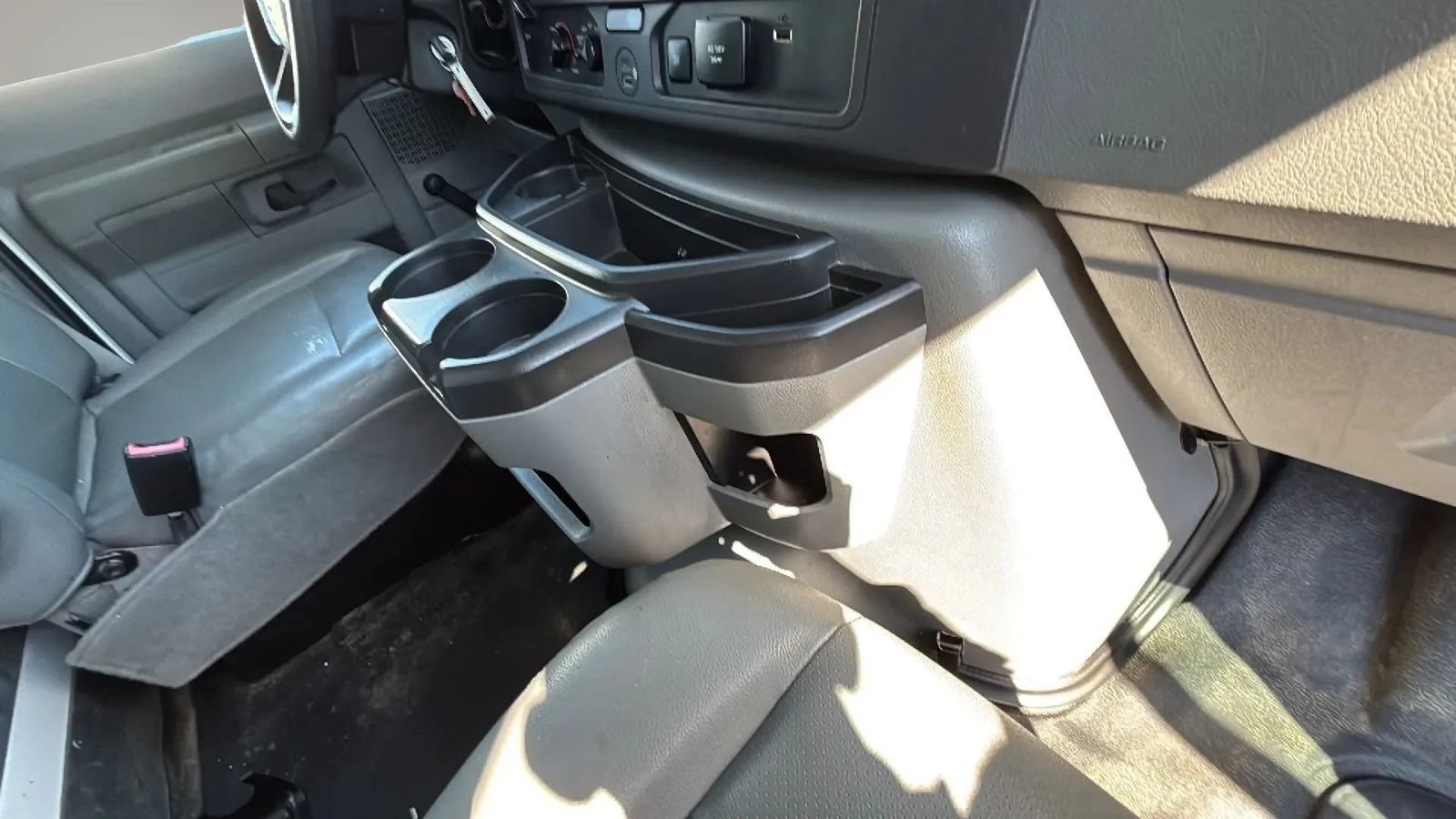 Used 2021 Ford E-350 and Econoline 350 Super Duty RWD image 28