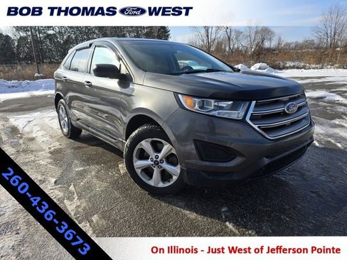 Used 2017 Ford Edge SE image 1