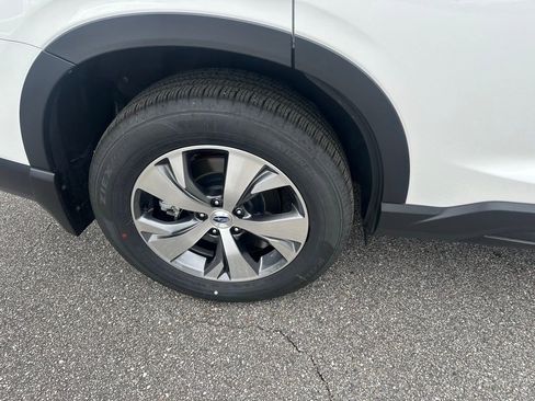 Used 2025 Subaru Ascent Premium image 5