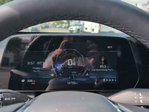 Used 2026 Chevrolet Equinox LT image 12