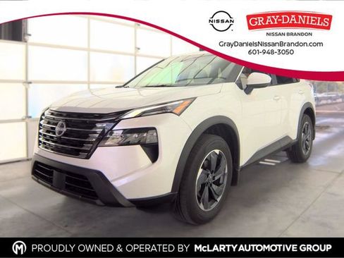 Used 2026 Nissan Rogue SV FWD image 1