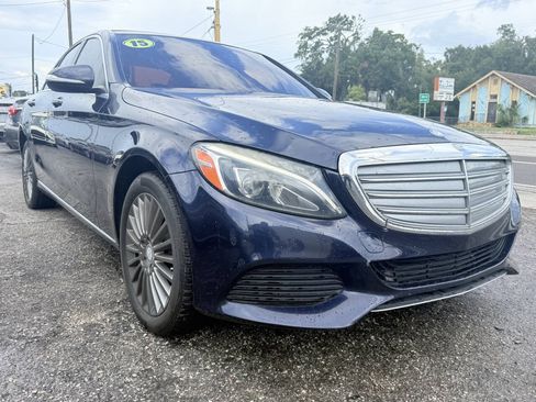 Used 2015 Mercedes-Benz C 300 4MATIC Sedan image 5