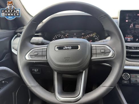 Used 2024 Jeep Compass Latitude AWD/4WD image 12