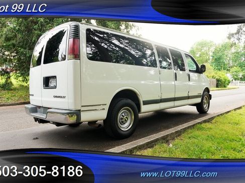 Used 2002 Chevrolet Express 3500 Extended Passenger w/ LS Preferred Equipment Group RWD image 9